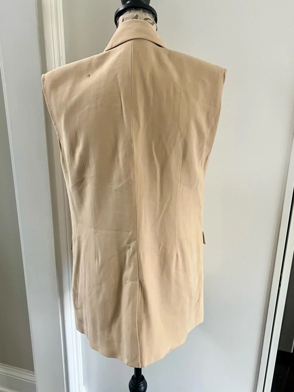 Open Edit Nordstrom Sleeveless Blazer Style Vest with Single Button Closure - Picture 5 of 16